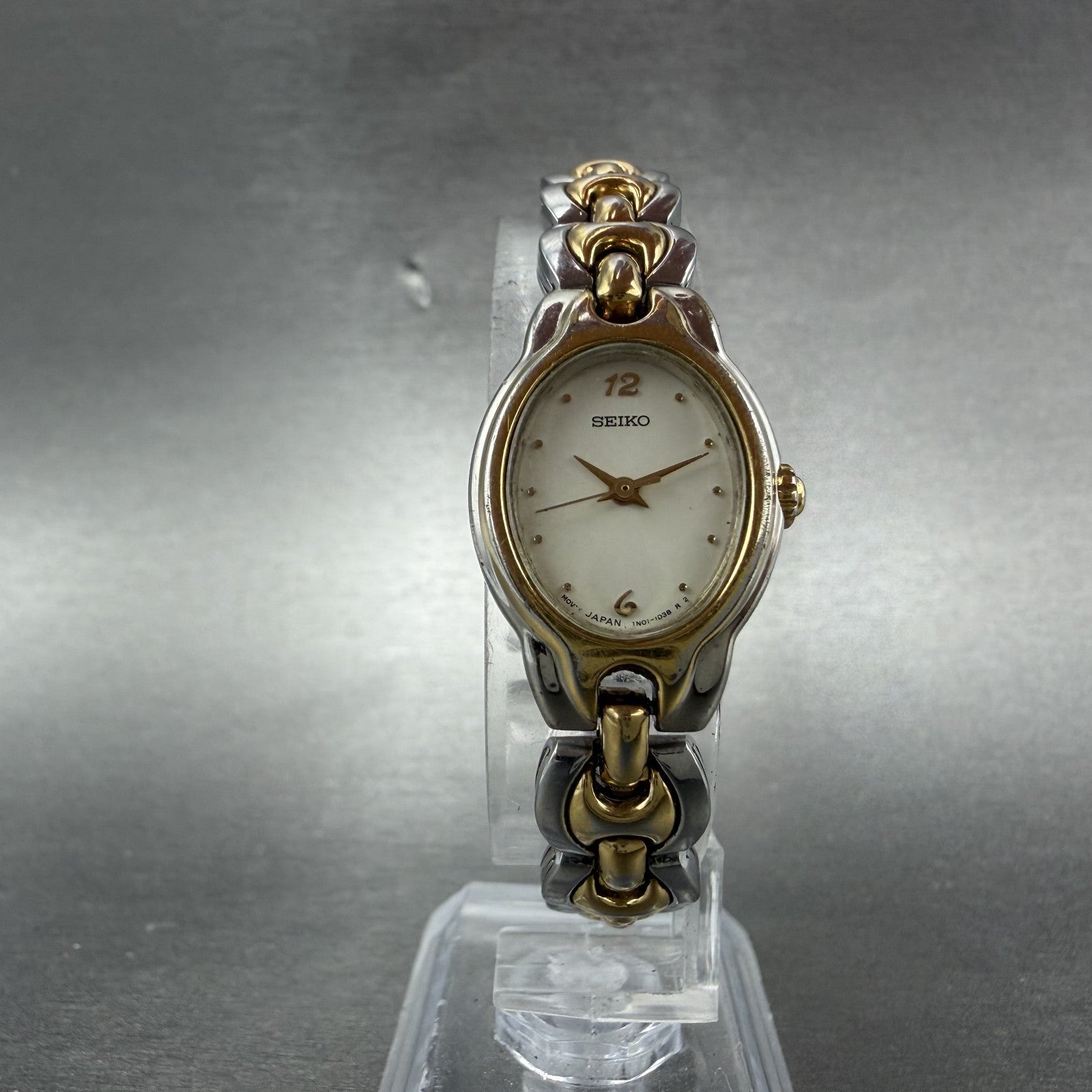 Seiko Watch Women 19mm White Dial Two Tone Oval Vintage 1N01-5B09 New Battery5