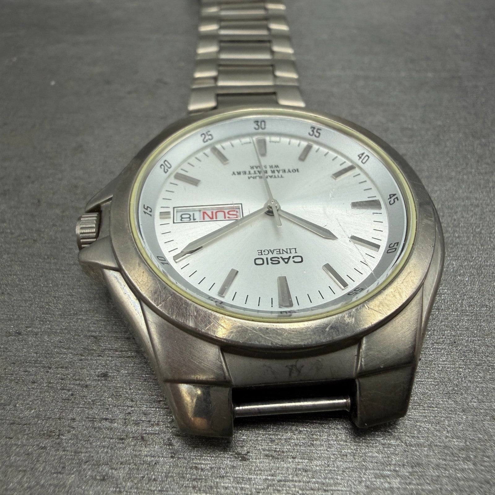 Casio Lineage Titanium Watch Men 38mm Silver Dial Daydate LIN-171J READ!! Newbat4