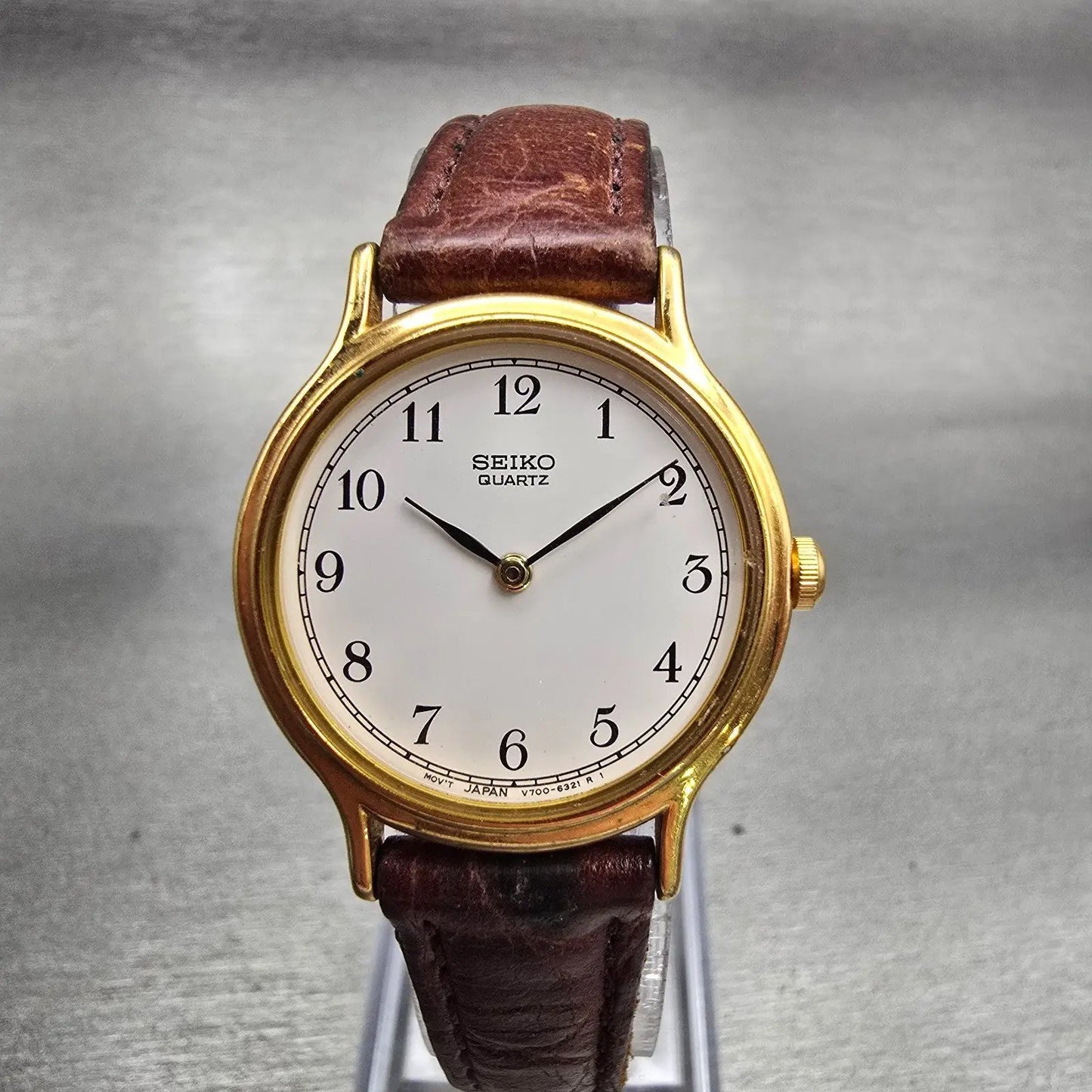 Seiko Watch Women 25mm White Dial Gold Tone Round V700-6091 New Battery Vintage0