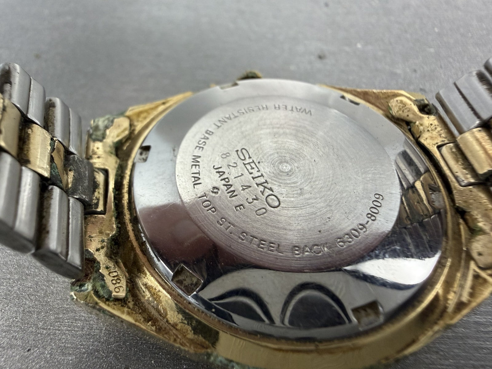 Seiko Automatic Watch Men 38mm Champagne Dial Two Tone Daydate 63098009 Runs11