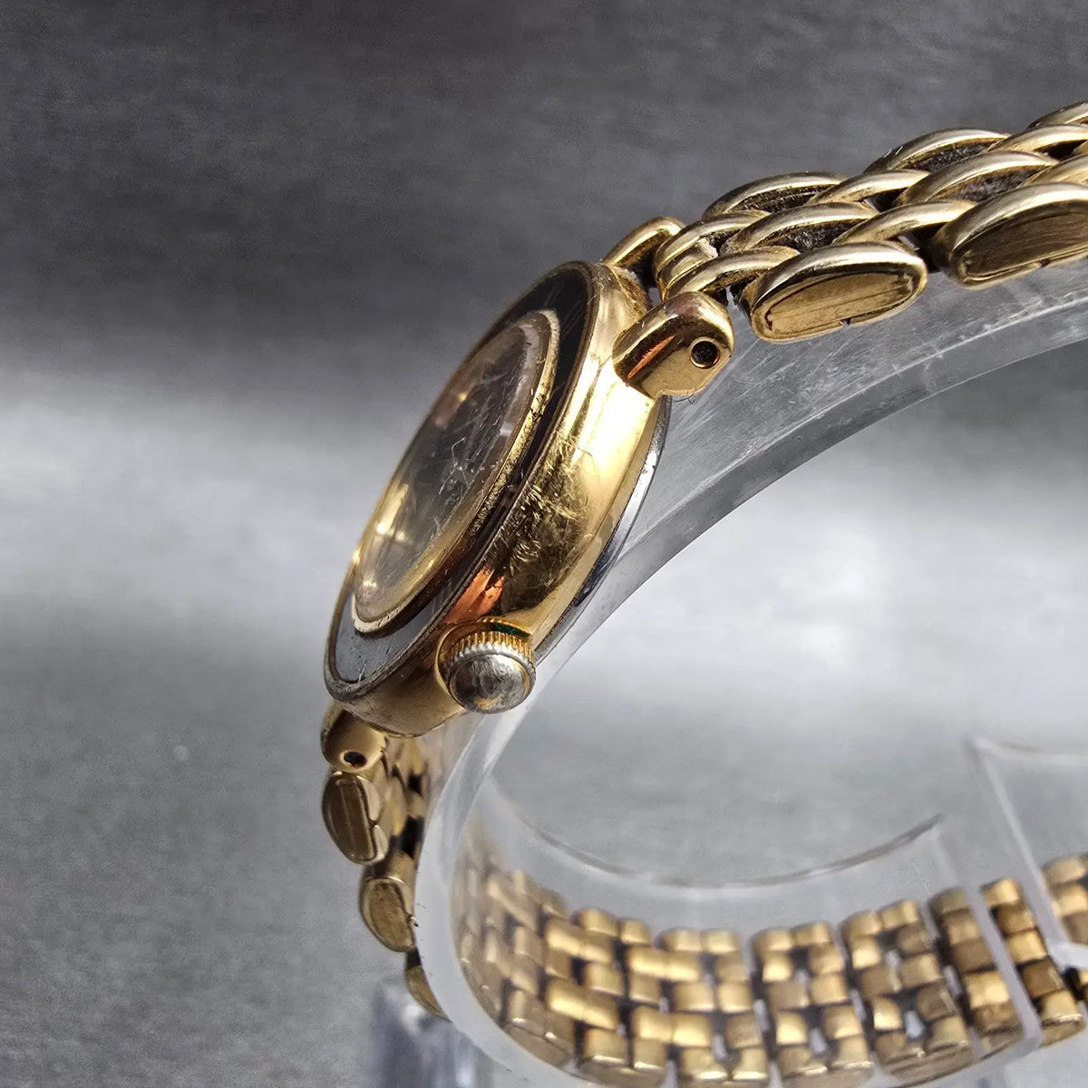 Seiko Watch Women 21mm Black Dial Gold Tone Round 1N00-0D29 New Battery VTG JP22