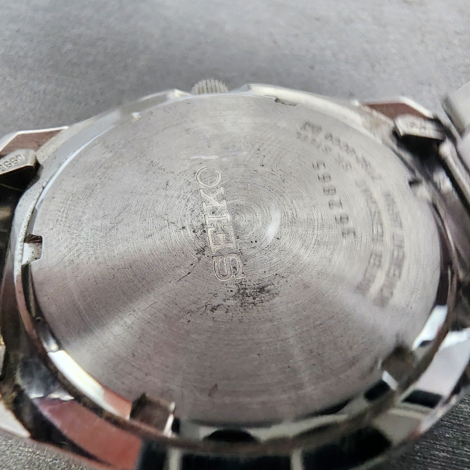Seiko Chronograph Watch Men 39mm White Dial Silver Tone Date 7t920cc0 New Batt9