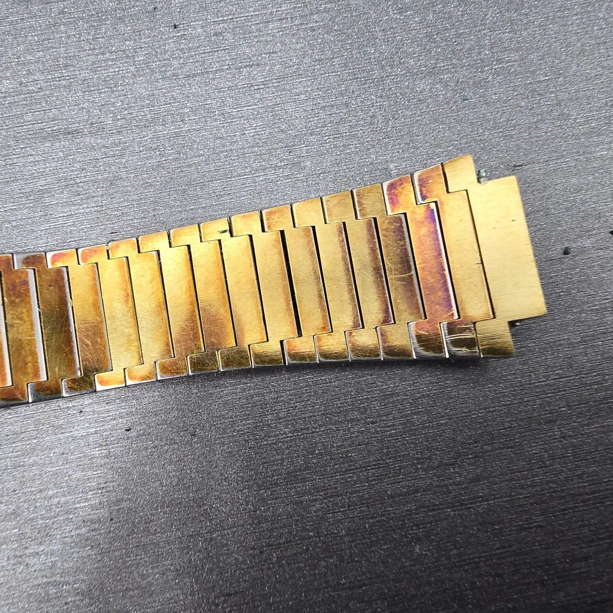 Seiko Bracelet 14mm Stainless Steel Gold Tone Tri Folding Clasp Vintage JP Z4077