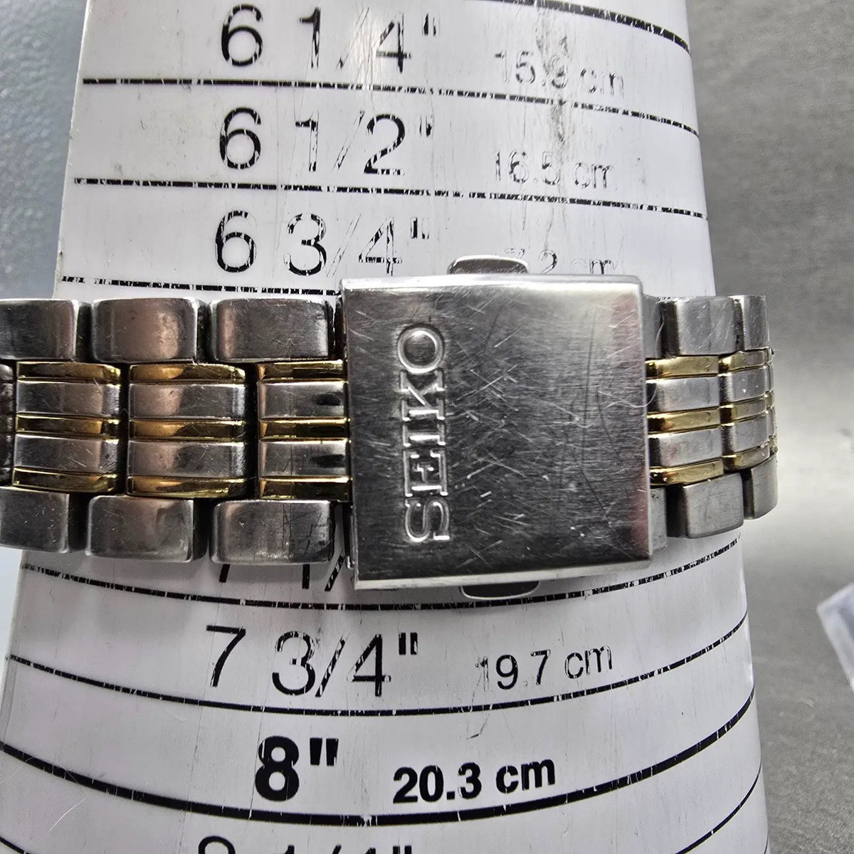 Seiko Solar Watch Men 37mm Gray Dial Two Tone Daydate Round V158-0AD0 Runs JP10