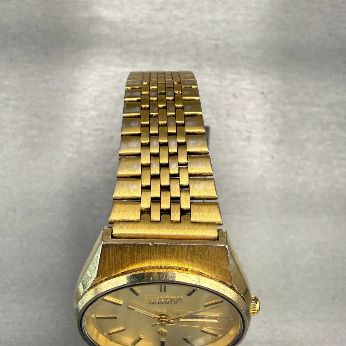 48304738
