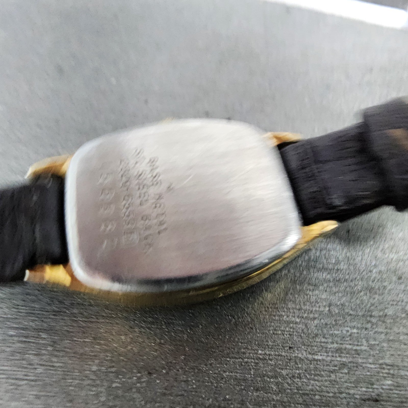 Seiko Tank Watch Women 17mm Champagne Dial Gold Tone 23206559 New Battery10