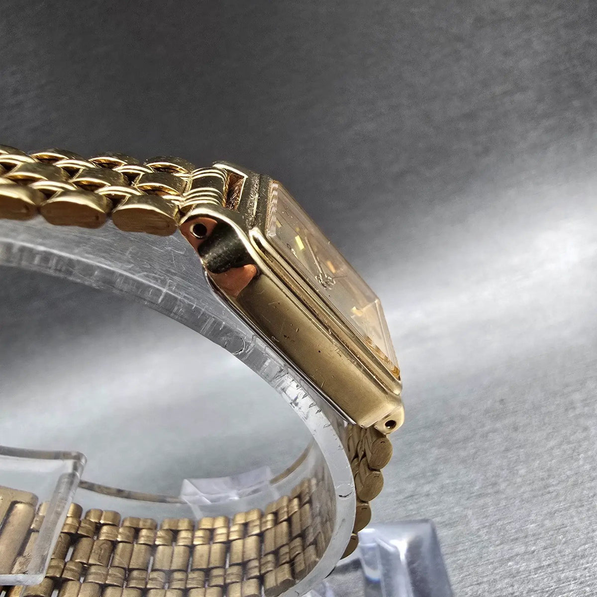 Seiko Tank Watch Women 17mm Champagne Dial Gold Rectangle V401-5129 NewBatt JEP43