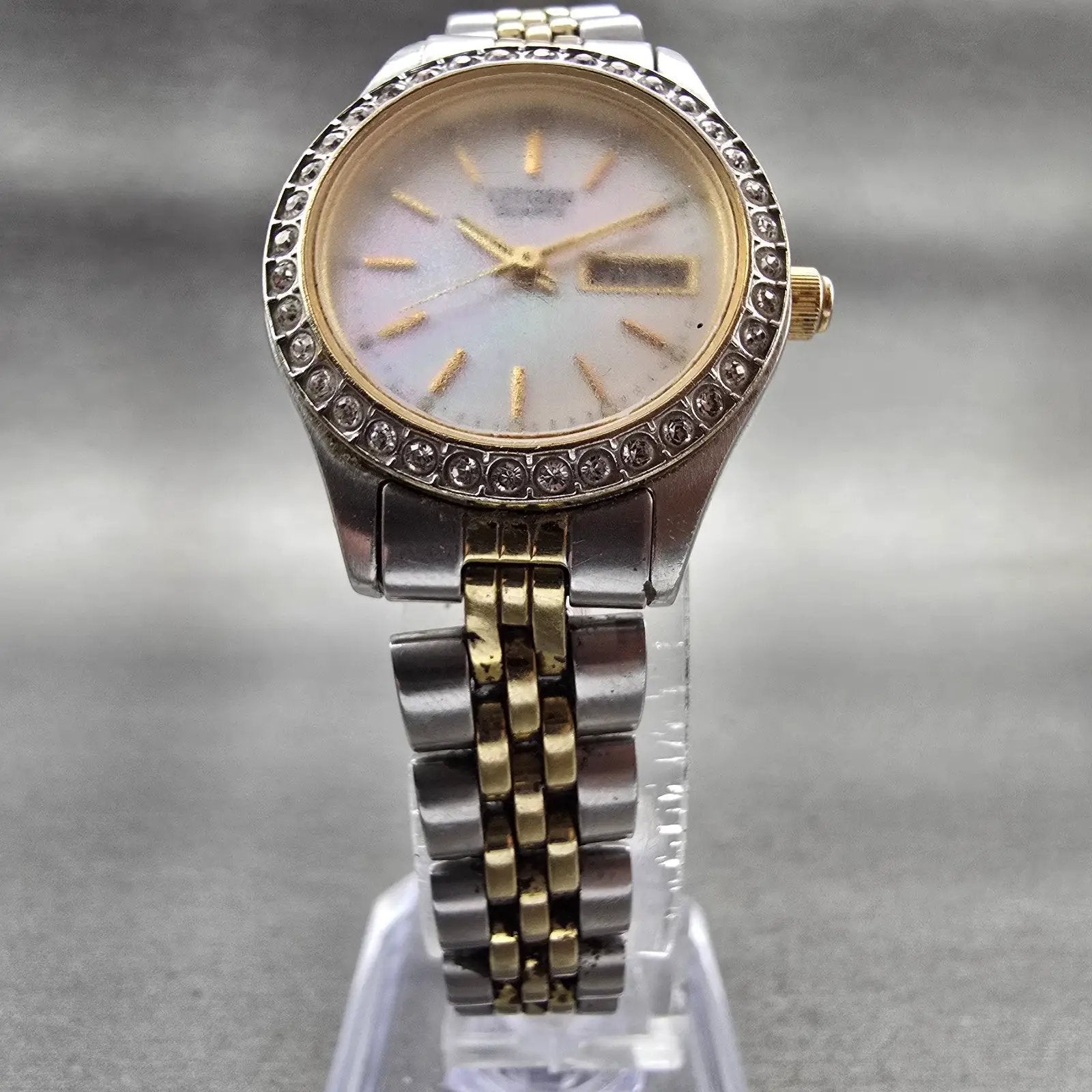 Citizen Watch Women 25mm MOP Dial Two Tone Daydate Gemmed 1002-S044464 New Batt5