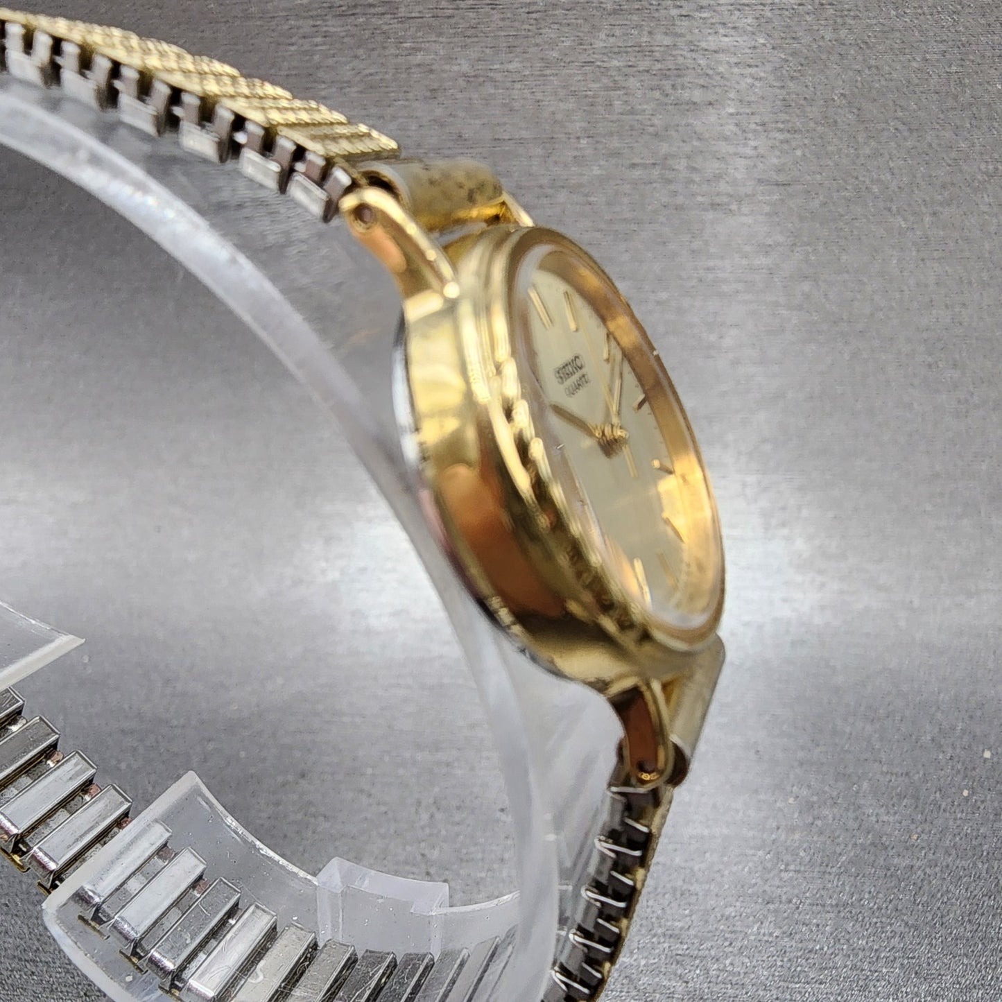 Seiko Watch Women 23mm Champagne Dial Gold Tone Round 54210060 New Battery3