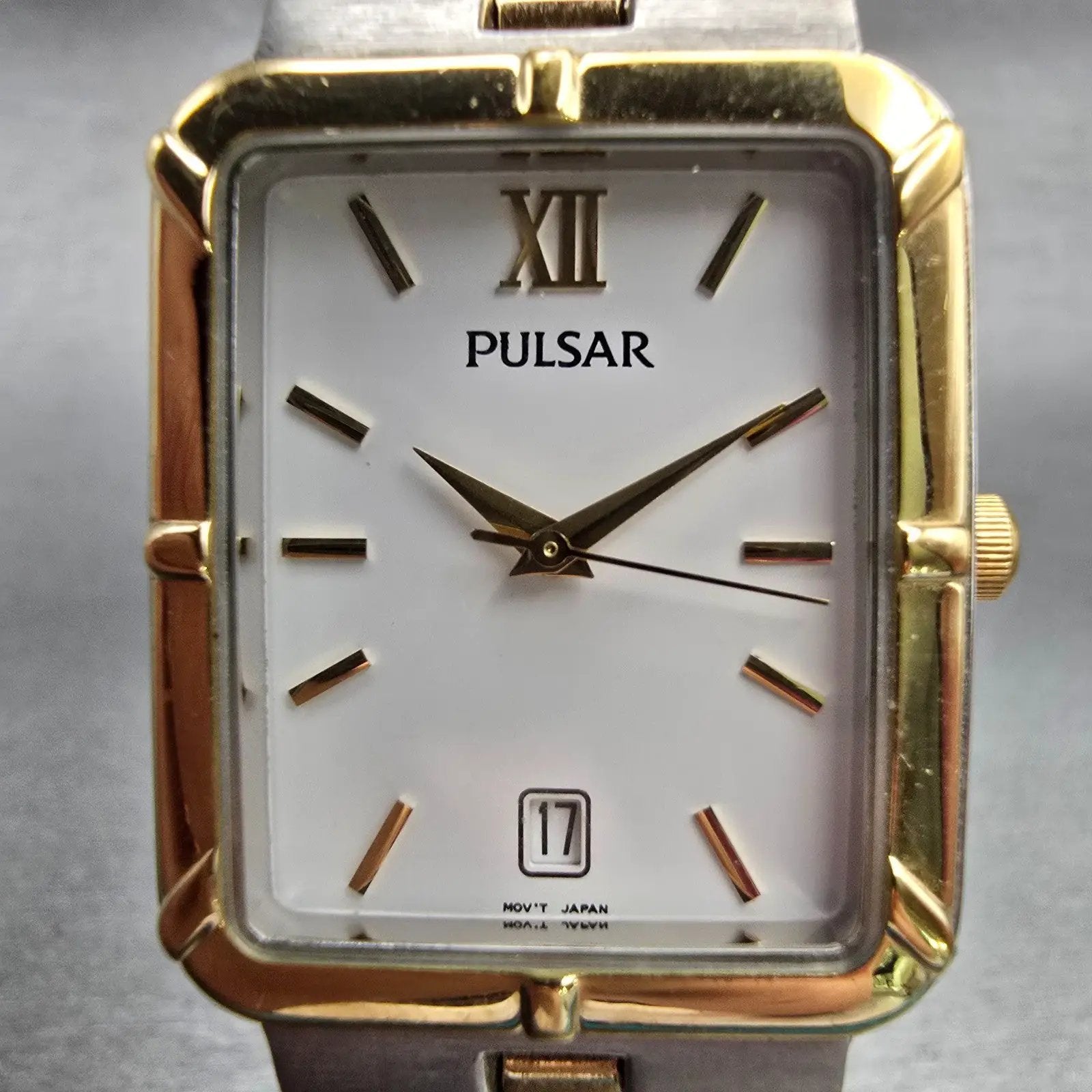 Seiko Pulsar Watch Men 26mm White Dial Two Tone Date Rectangle V732-X067 New Bat1