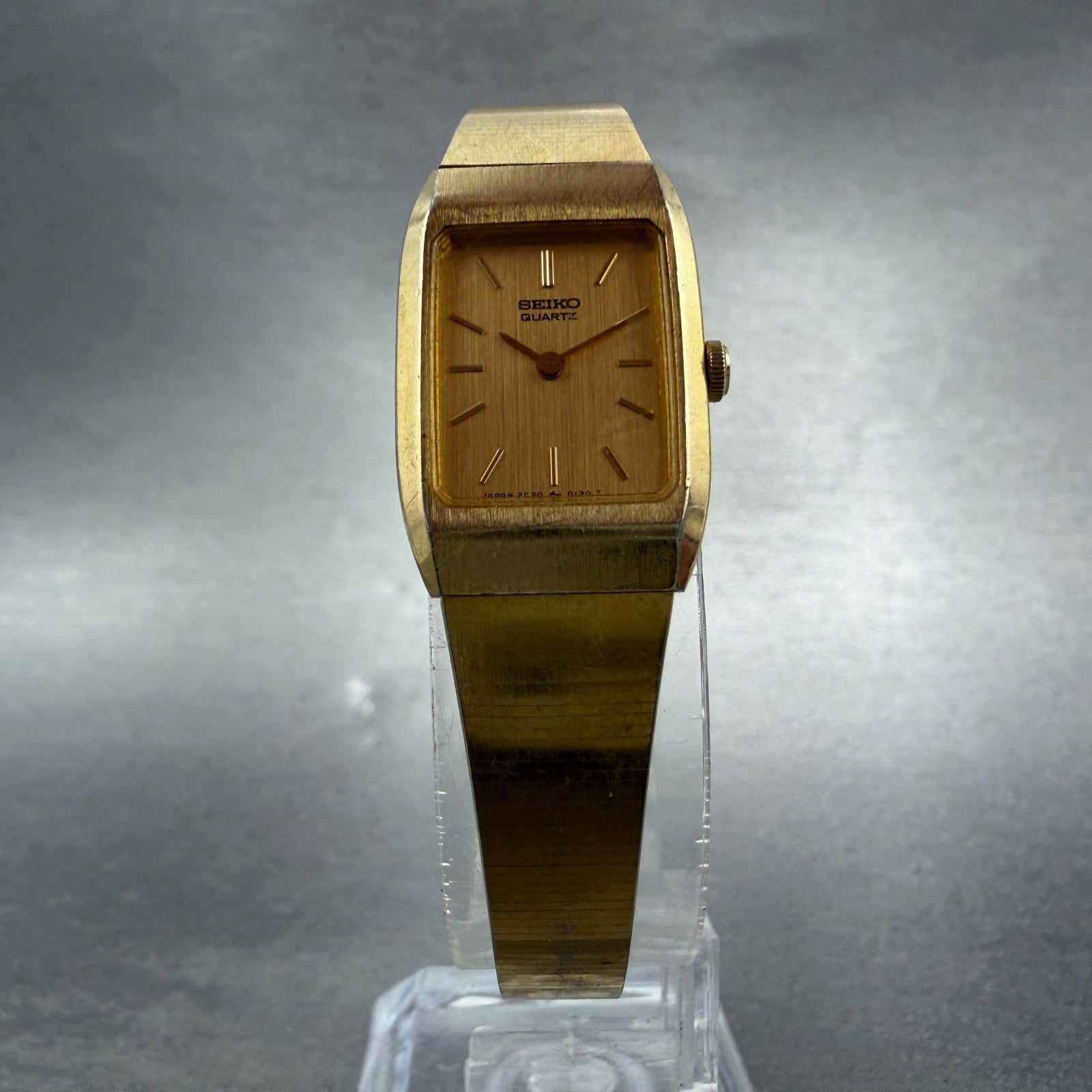 Seiko Tank Watch Women 16mm Champagne Dial Gold Tone 2C20-5059 New Battery5