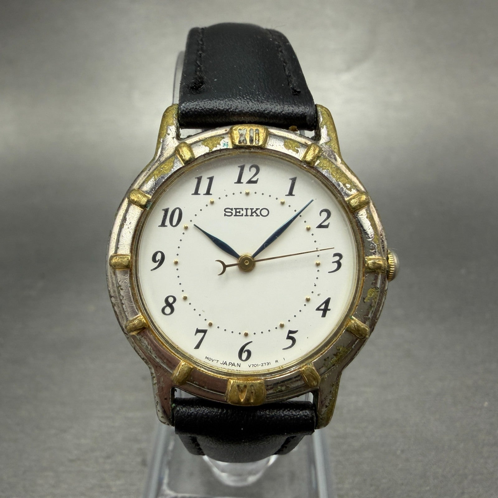 Seiko Watch Women 29mm White Dial Two Tone Round V701-1990 New Battery Vintage0