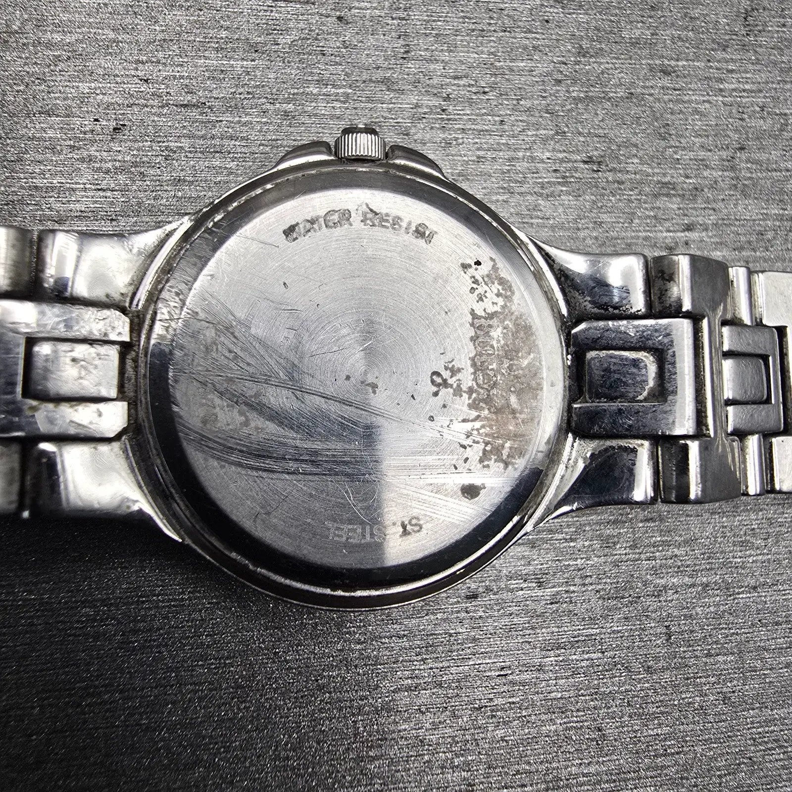 Bulova Watch Women 25mm White Dial Silver Tone Date Gemmed 96R04 New Battery10