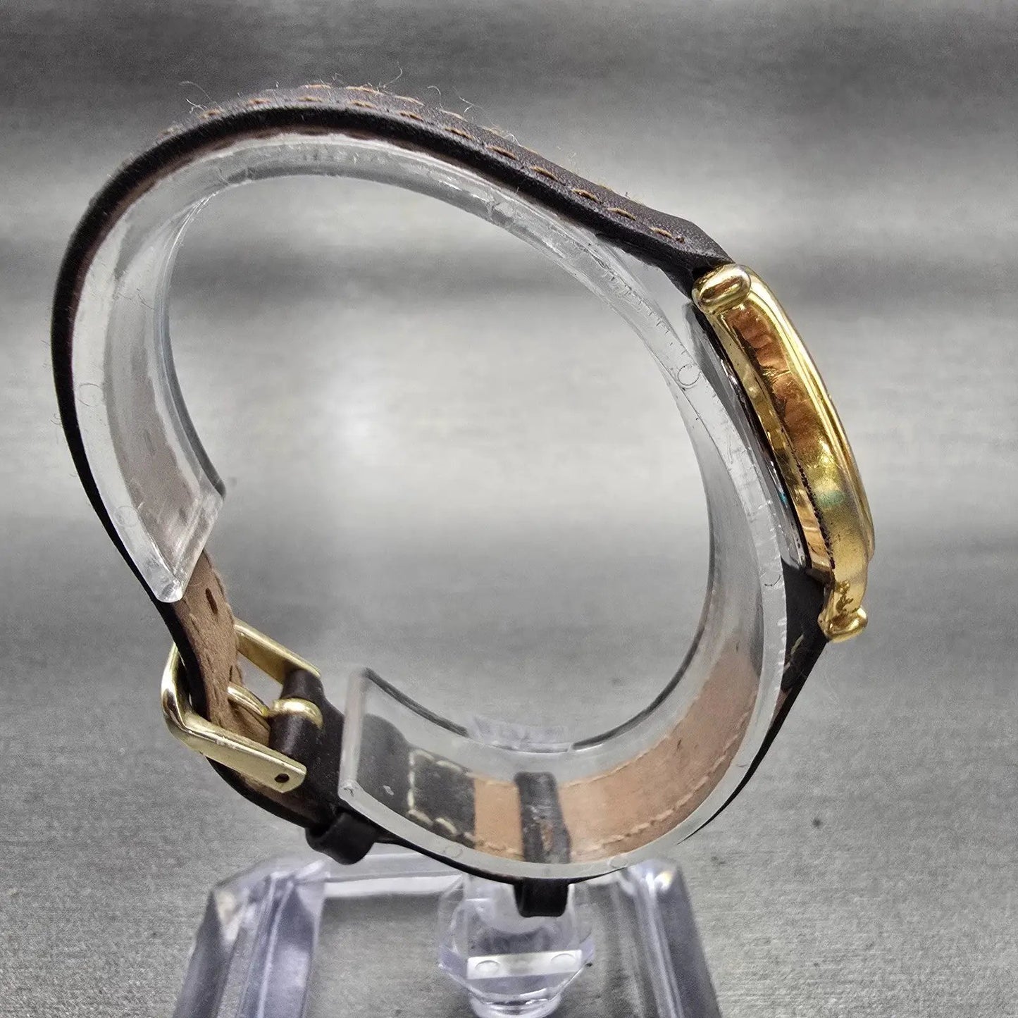 Seiko Age of Discovery Watch Women 26mm Gold Tone Date 3Y02-0B00 New Battery VTG8