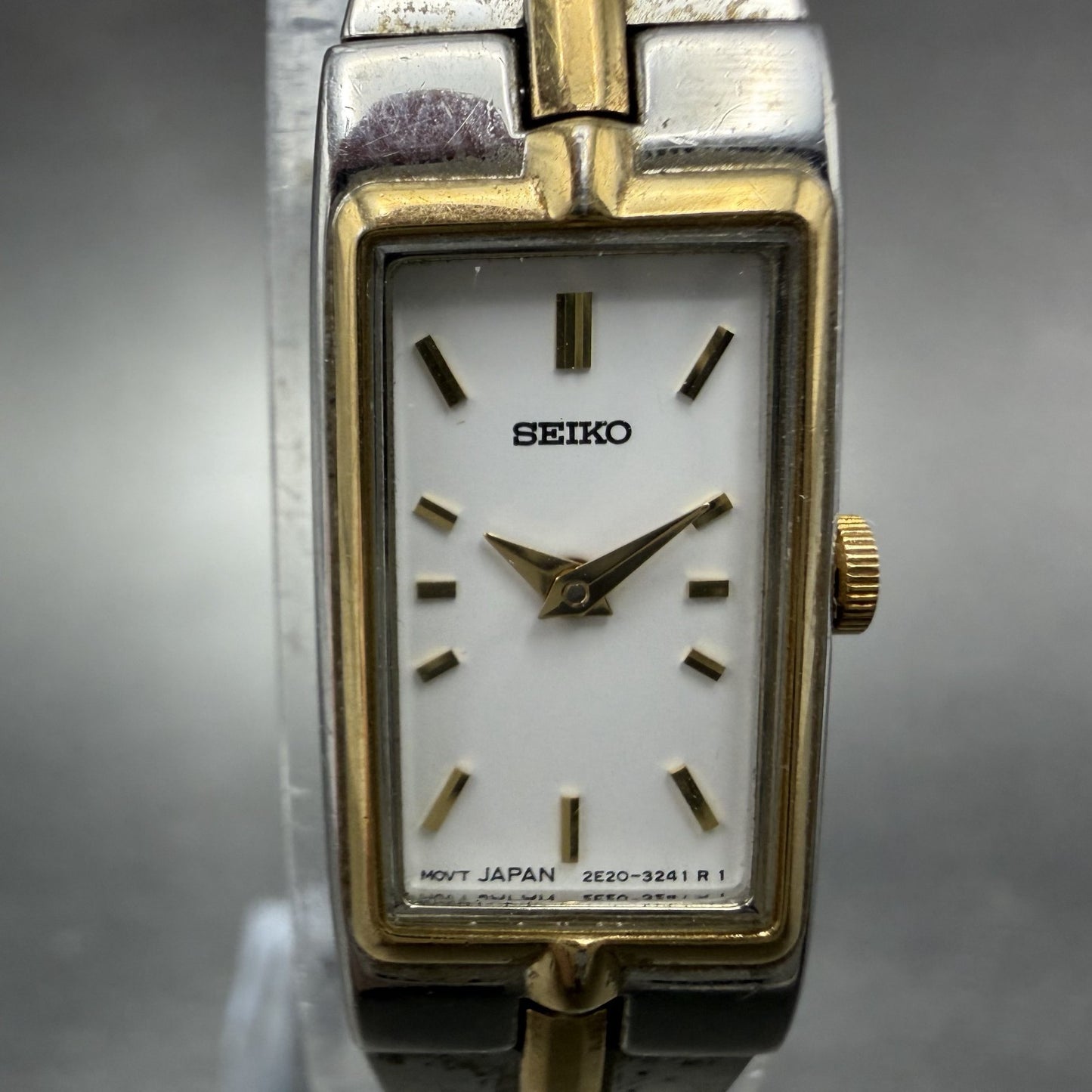 Seiko Tank Watch Women 13mm White Dial two Tone Rectangle 2e20-7479 New Batt OP91
