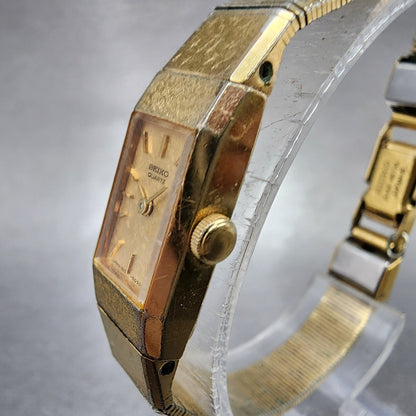 VTG Seiko Watch Women 12mm Gold Dial Gold Tone Rectangle 13205049 New Battery2