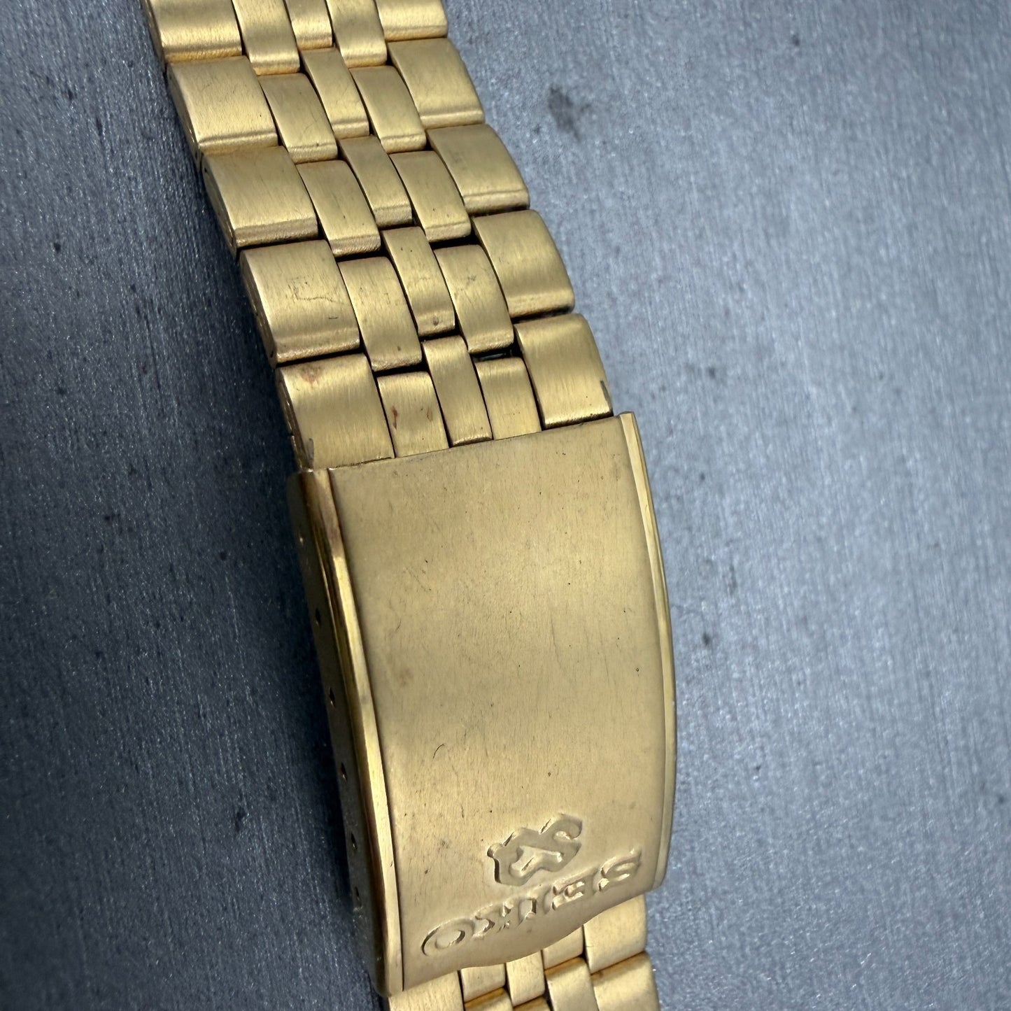 Seiko SQ Bracelet 20mm Stainless Steel Gold Tone Tri Folding Clasp VTG Japan GF34