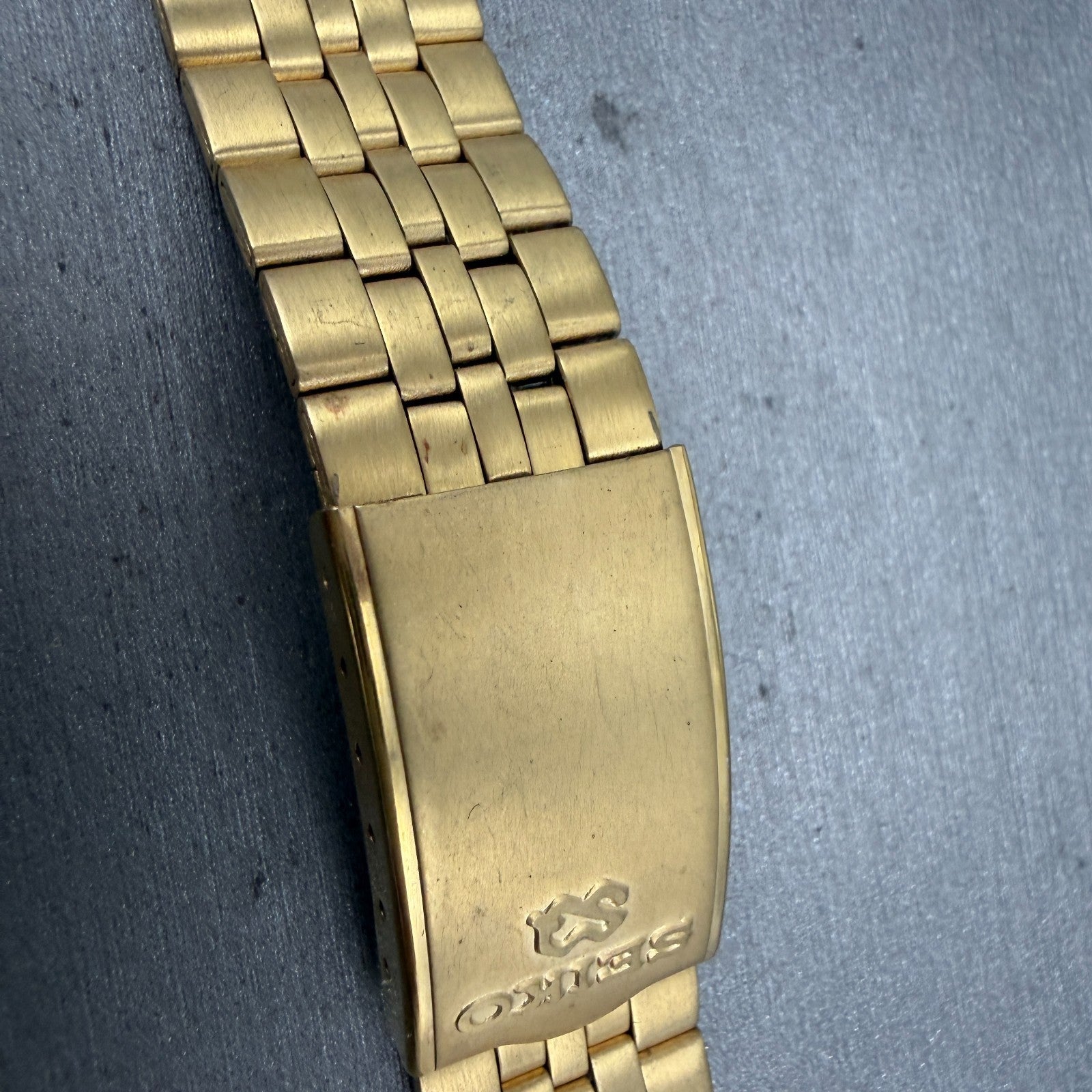 Seiko SQ Bracelet 20mm Stainless Steel Gold Tone Tri Folding Clasp VTG Japan GF34