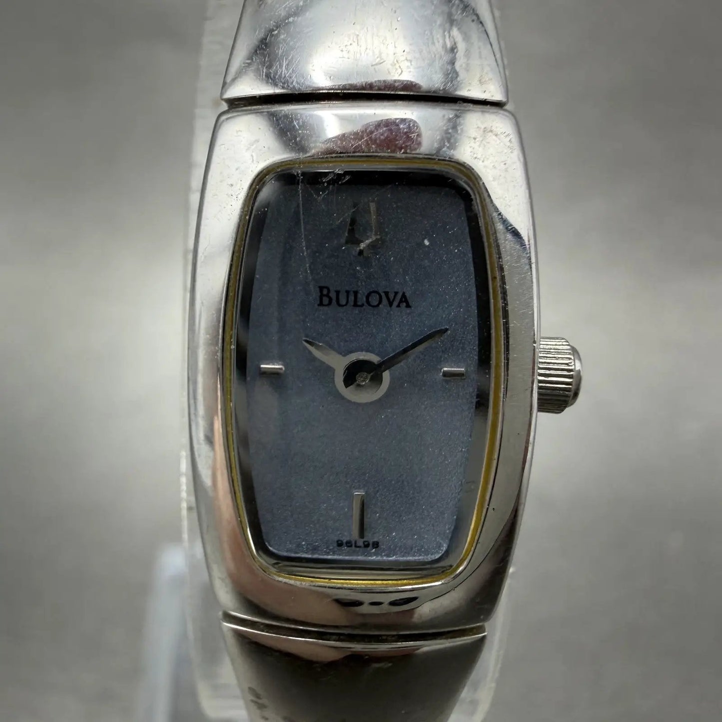 48560501