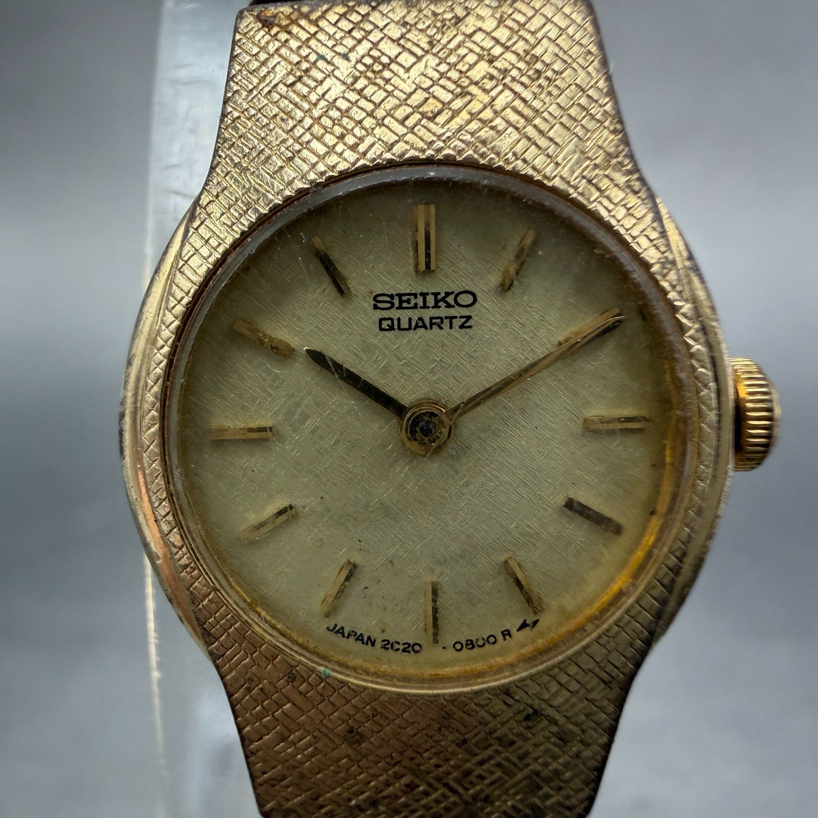 Seiko Watch Women 17mm Champagne DIla Gold Tone Round 2C20-0140 New Battery VTG1
