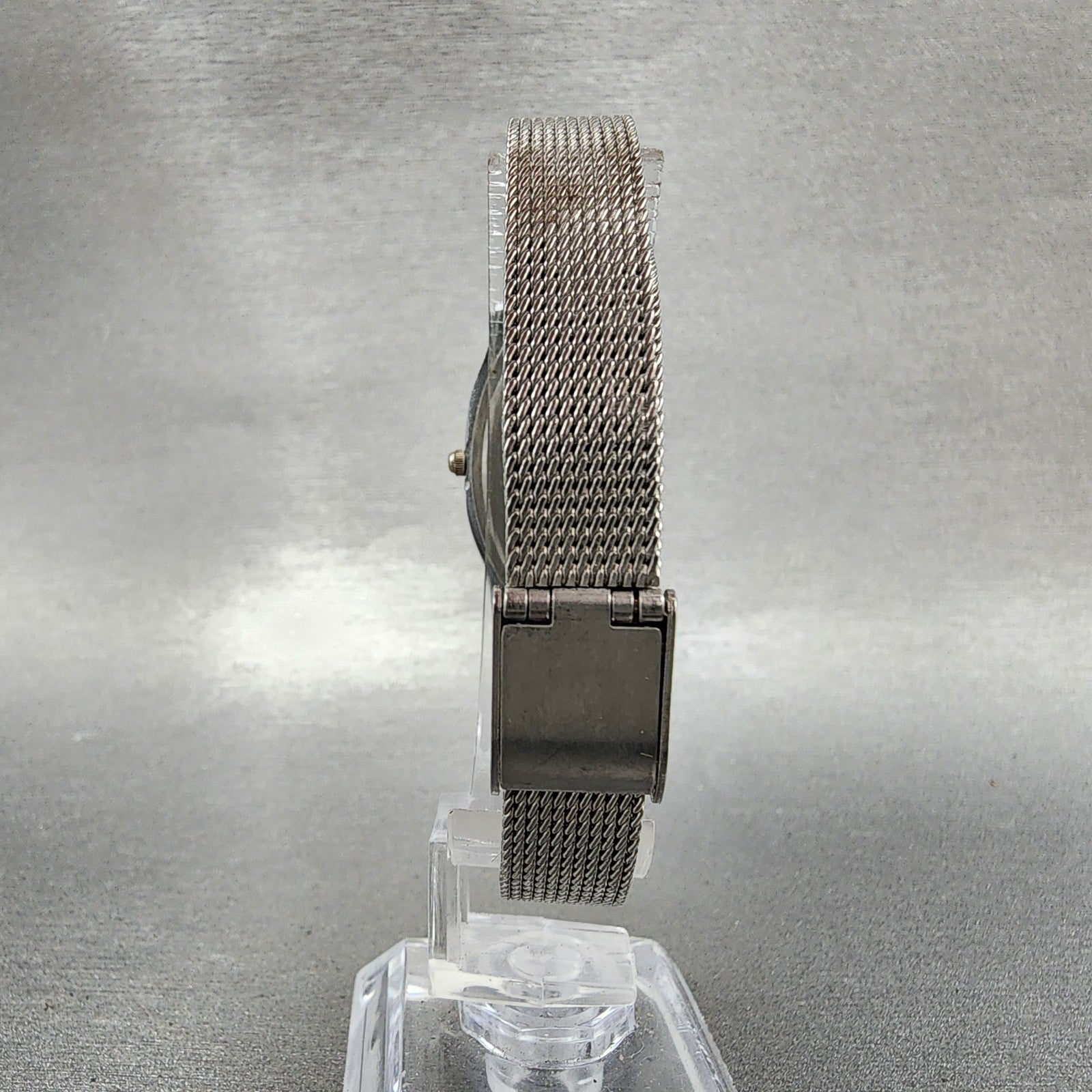 Citizen Q&Q Watch Women 21mm White Dial Silver Tone Oval Mesh Band New battery7