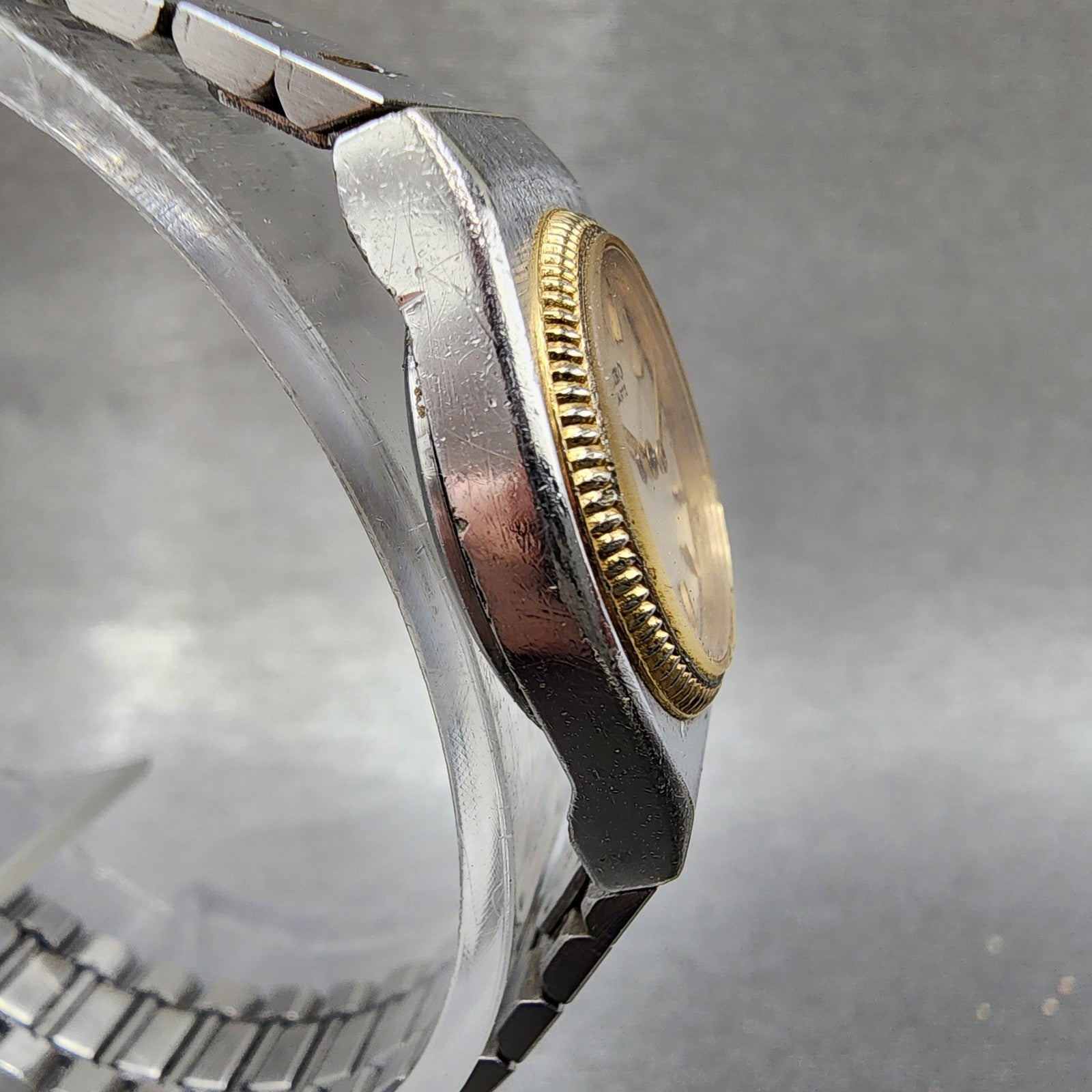 Seiko Watch Women 20mm Silver Dial Two Tone Round 54200059 New Battery3