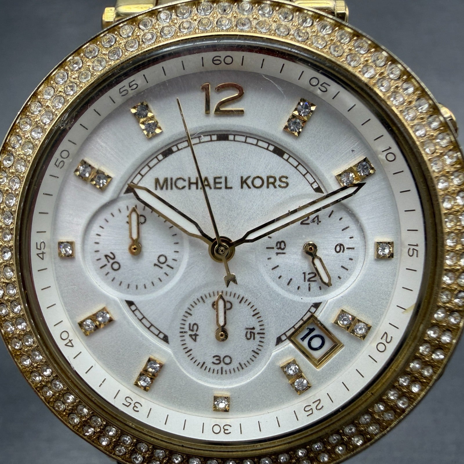 Michael Kors Parker Watch Women 39mm White Dial Gold Tone Date MK-6119 New Batt1