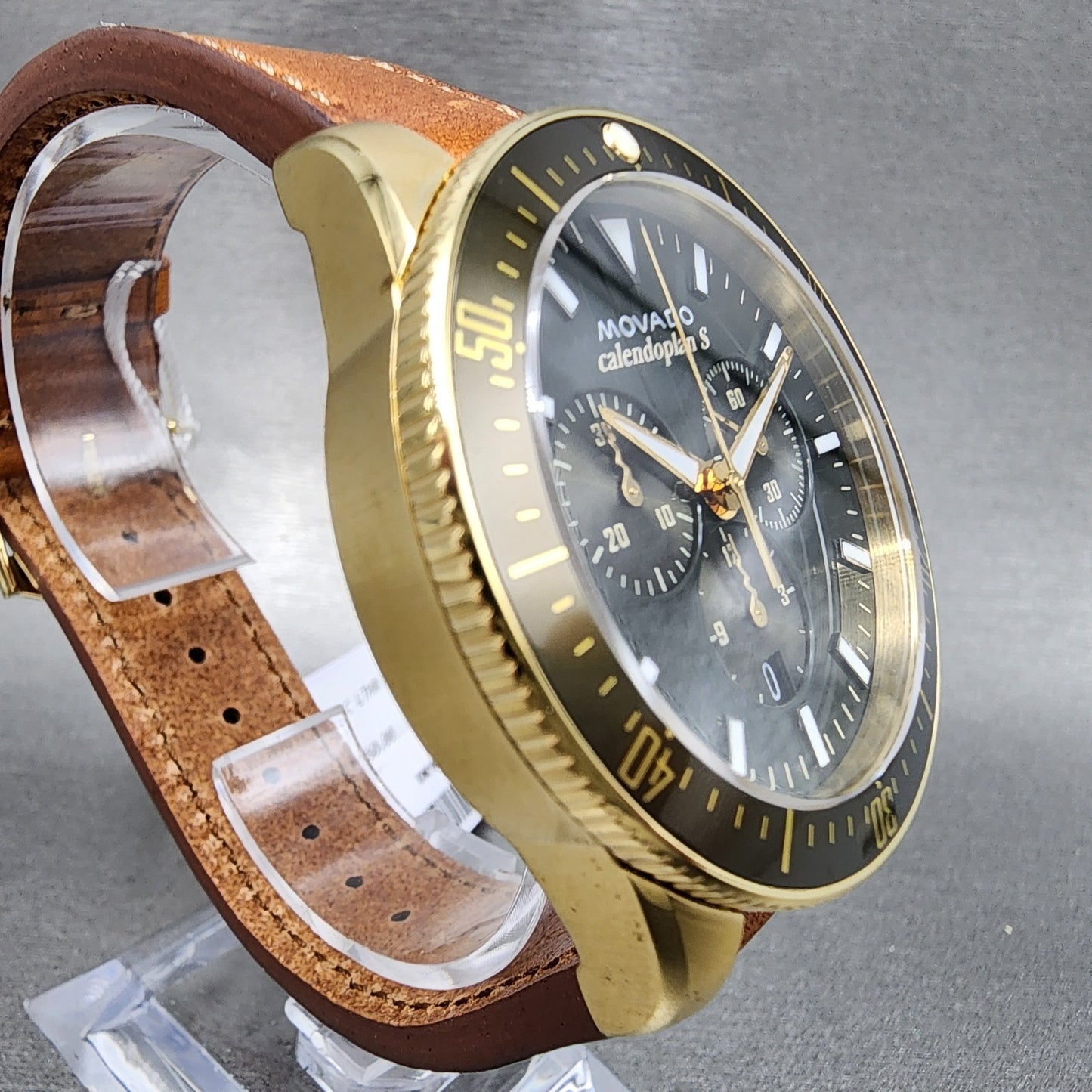 Movado Heritage Calendoplan S Watch Men 42mm Black Dial Gold Tone Date 36500623
