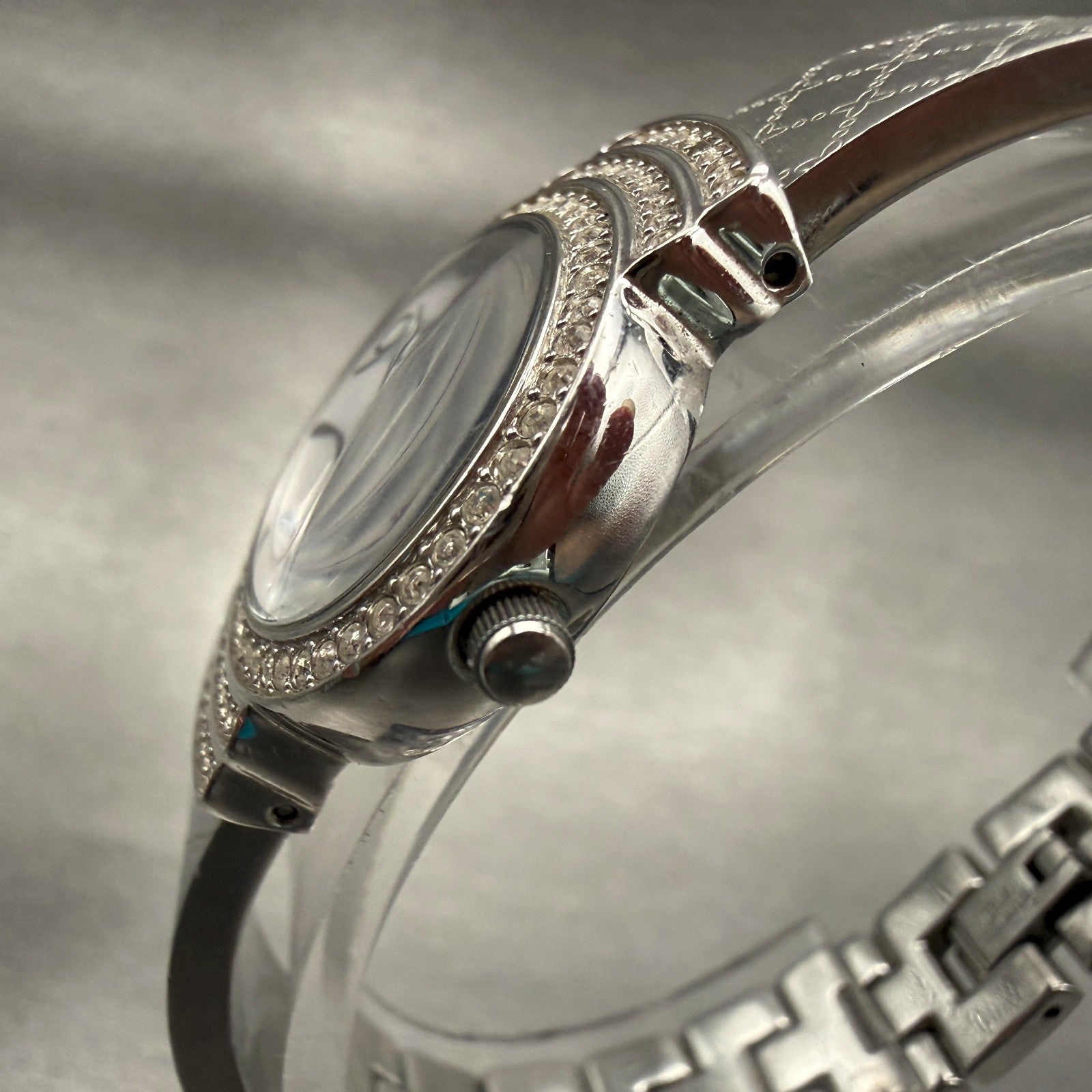 Bulova Watch Women 27mm White Dial Silver Tone Oval 96L002 Crystals New Battery2