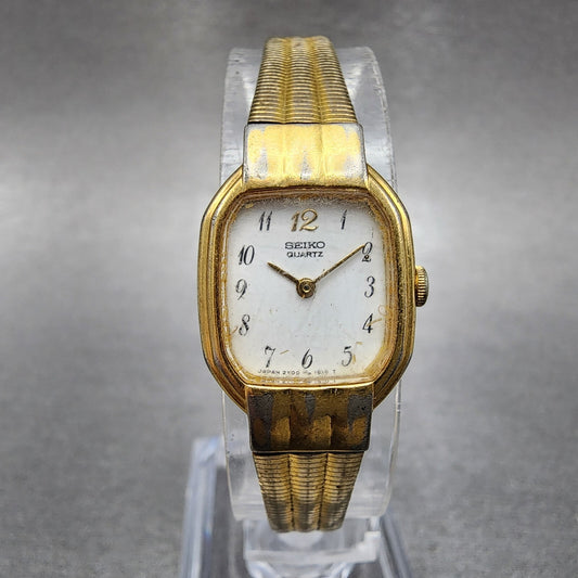 Seiko Watch Women 17mm White Dial Gold Tone Rectangle 2y00-5439 New Battery