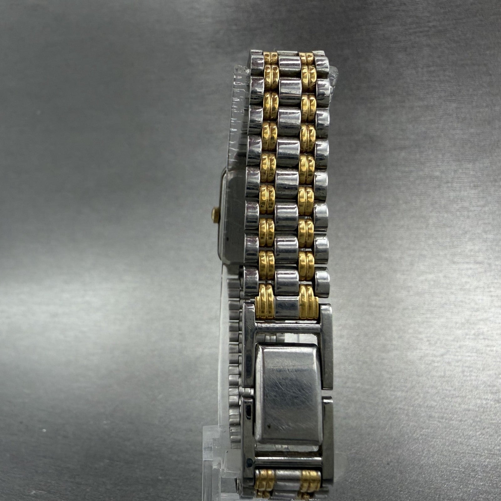 Seiko Tank Watch Women 18mm White Dial Two Tone Rectangle V401-5129 New BatteryL7
