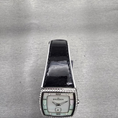 Skagen Watch Women 27mm MOP Dial Silver Tone Crystals 384SSLBW8A New Battery4