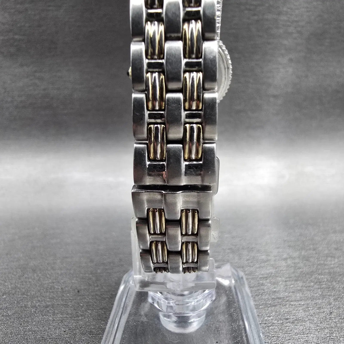 Seiko Watch Women 23mm MOP Dial Silver Diamond Bezel Round 1N00-0KH0 New Battery7
