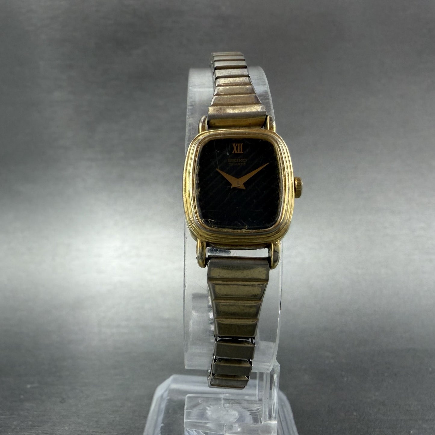 Seiko Watch Women 16mm Black Dial Gold Tone Rectangle 2C20-6279 New Battery5