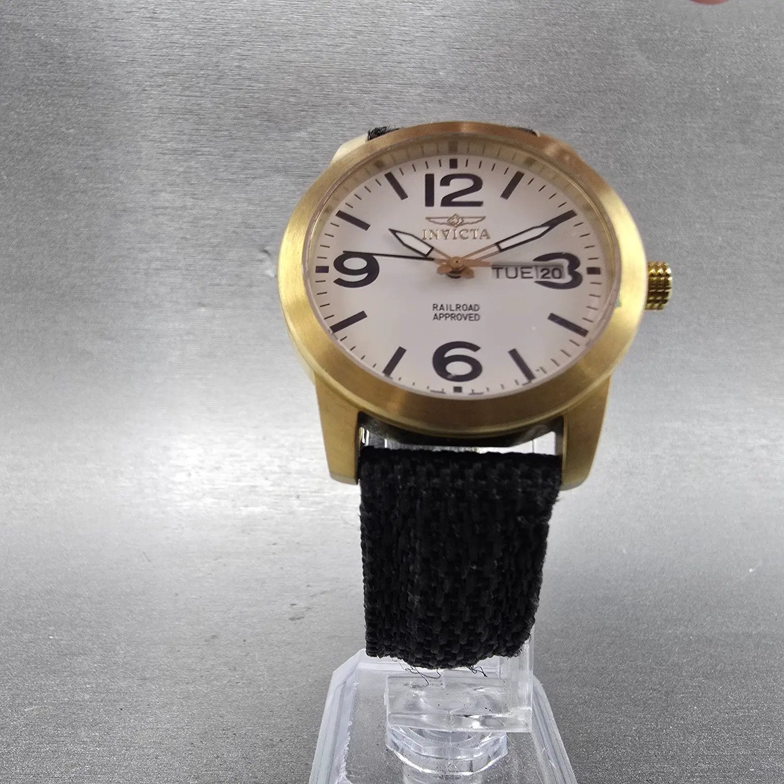 Invicta Railroad Approved Watch Women 35mm White Dial Gold Tone Daydate New Batt5