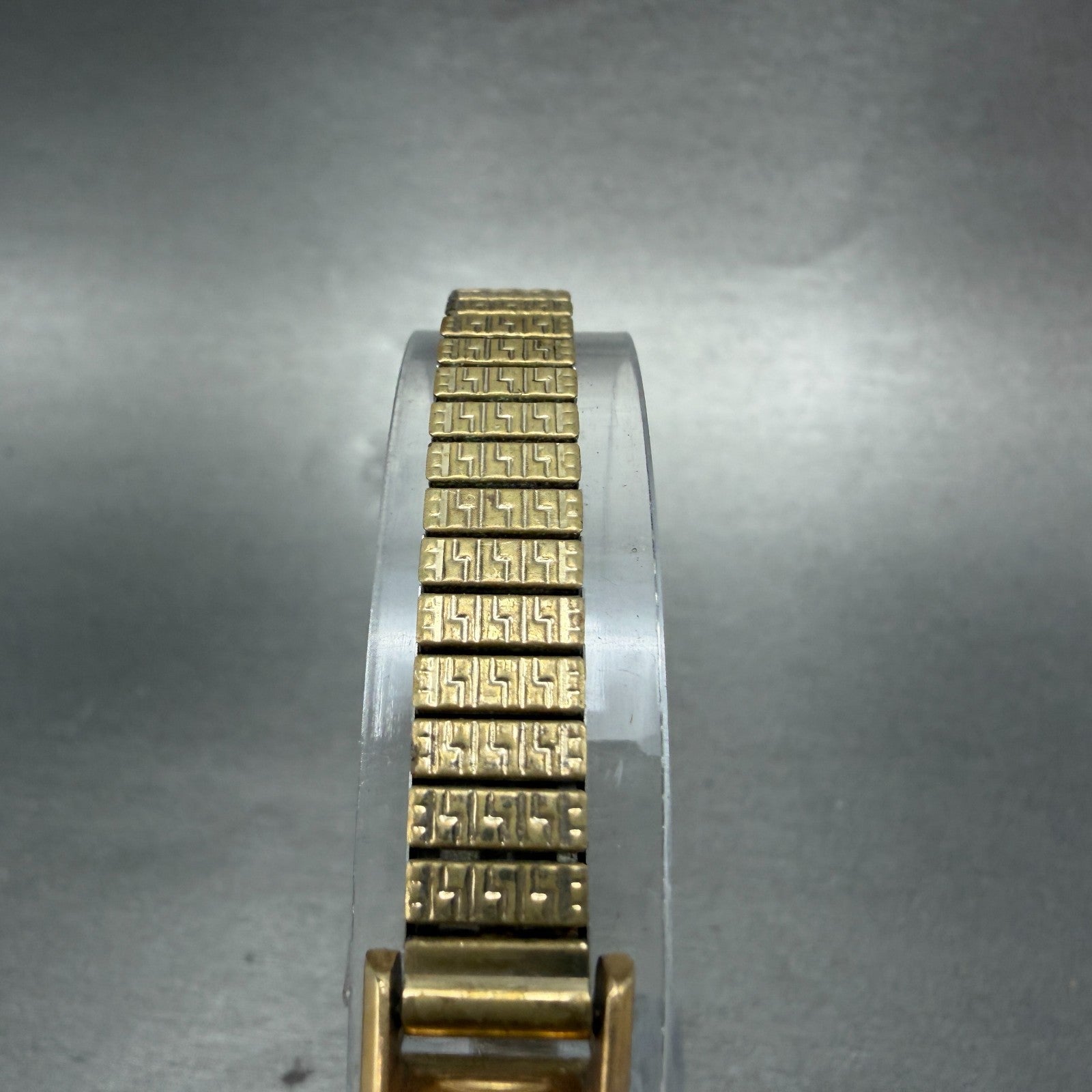 Seiko Lady Seiko Tank Watch Women 12mm Silver Dial Gold Tone Manual 4037 Runs4