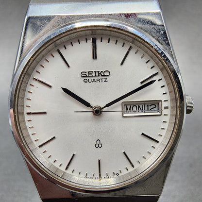 Seiko Watch Men 32mm White Dial Silver Tone Daydate 9063-6020 New Battery