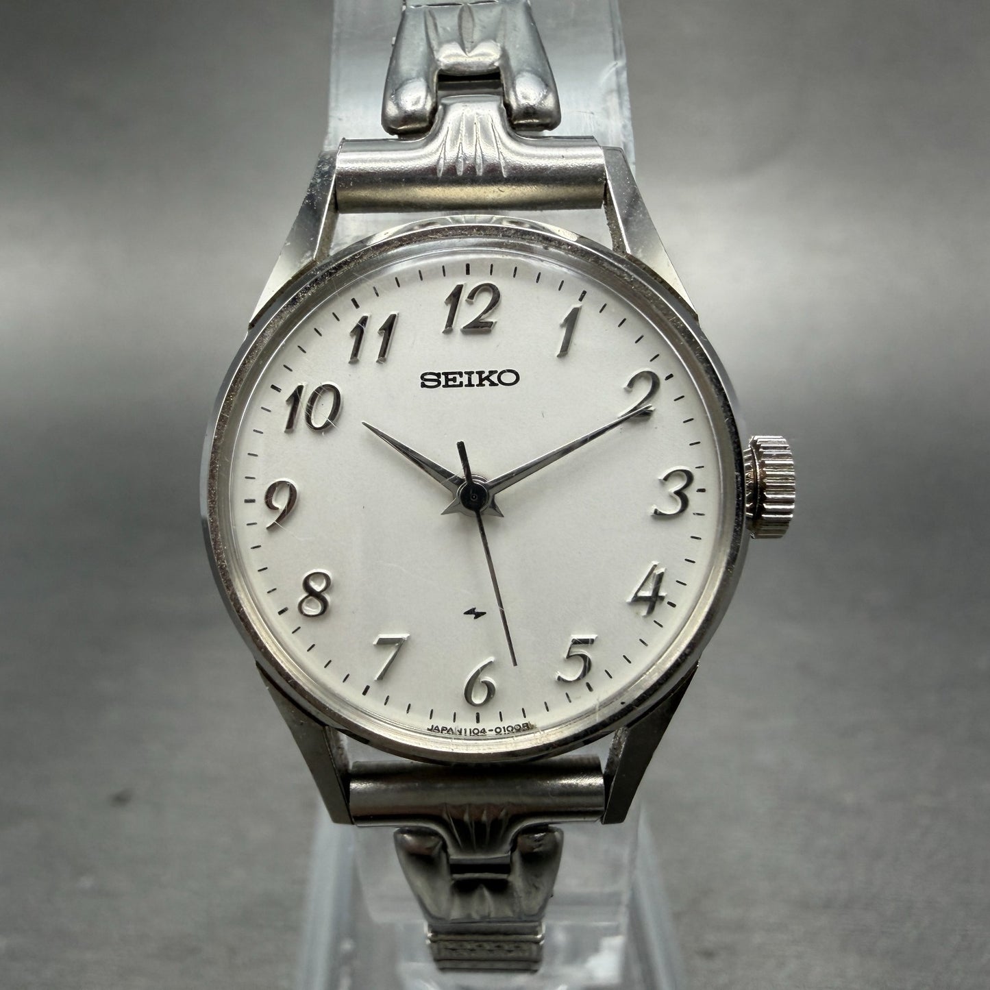 Seiko Watch Women 23mm White Dial Silver Tone Manual Wind 1104-0031 Runs MNy0