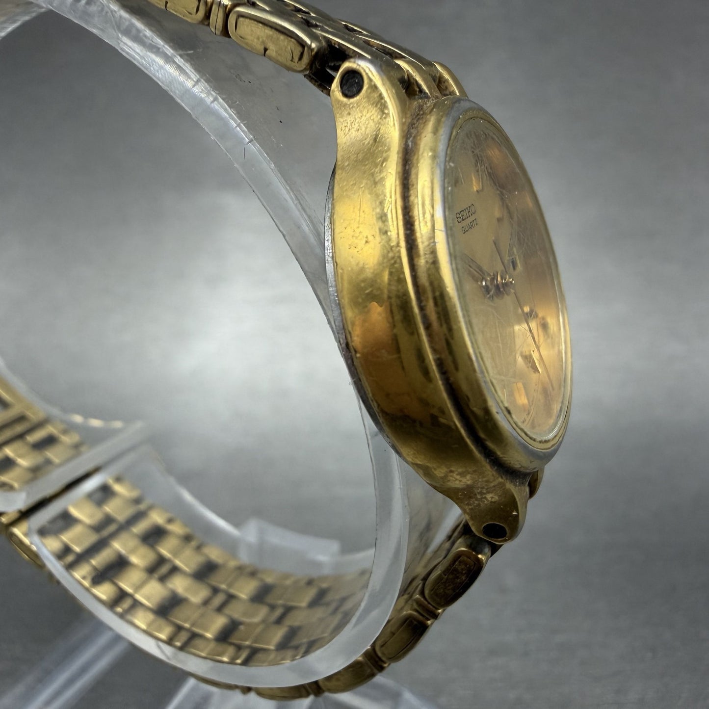 Seiko Watch Women 24mm Gold Dial Gold Tone Date Round 7N82-0071 New Battery ABC3