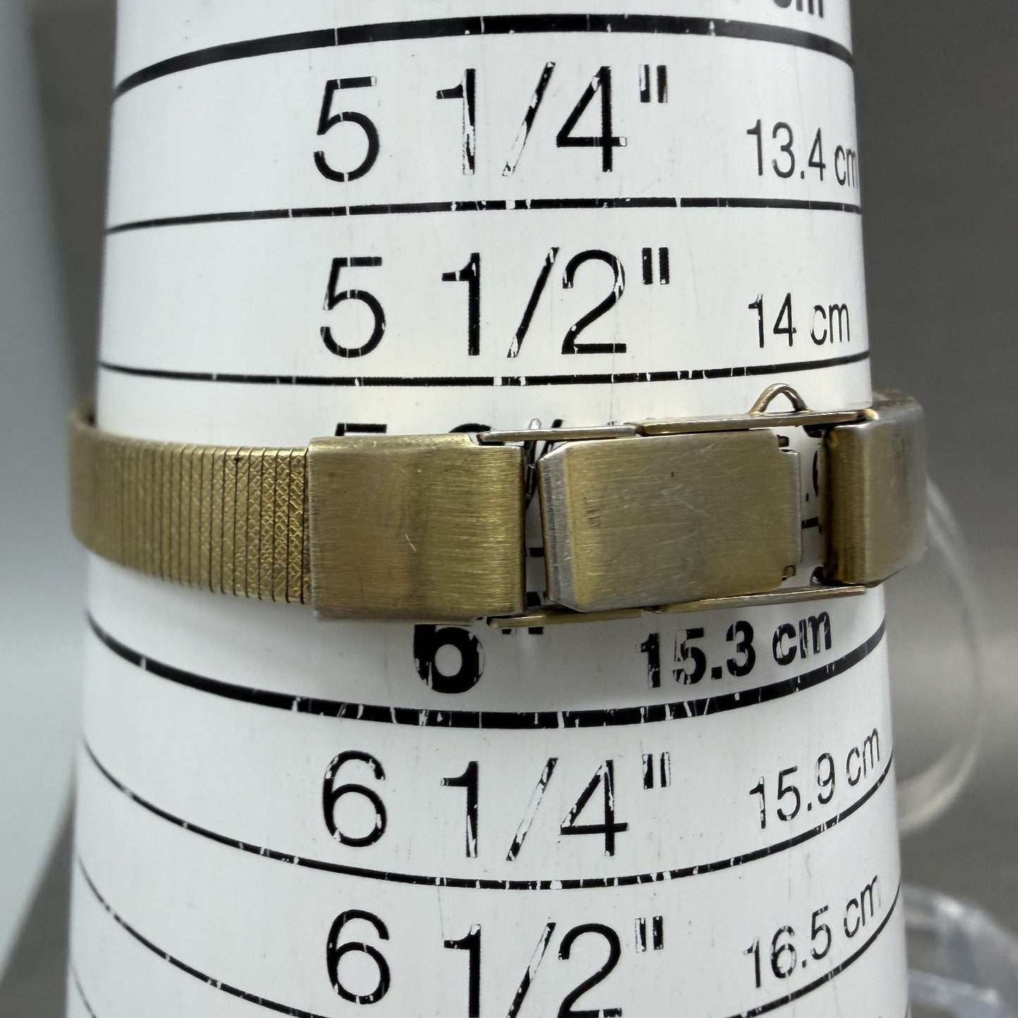Seiko watch Women 13mm White Dial Gold Tone Rectangle 2e20-6139 New Battery9