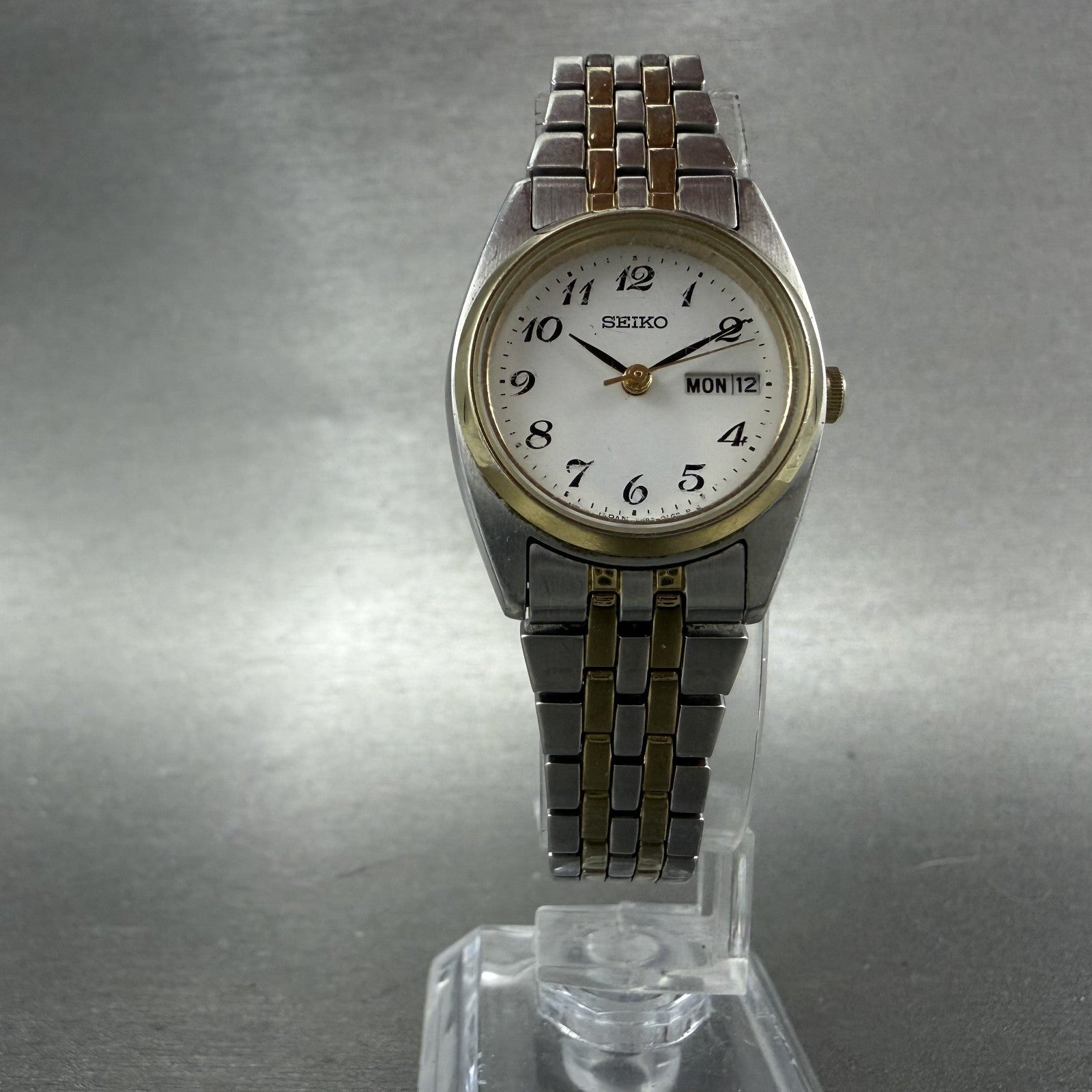 Seiko Watch Women 25mm White Dial Two Tone Daydate 7n430011 New Battery ABD5