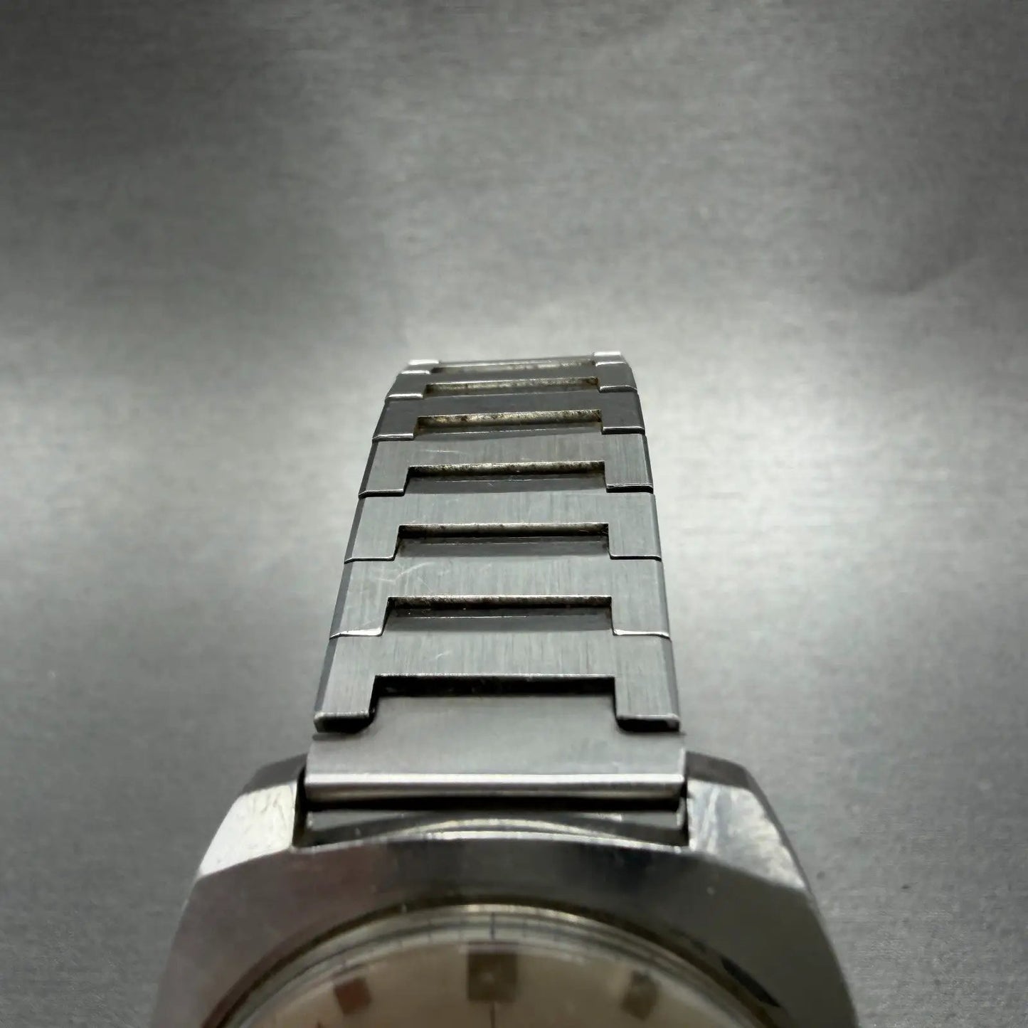 48181019