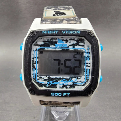 Freestyle Shark Watch Men 38mm Black White Blue Alarm Chronograph New Battery0