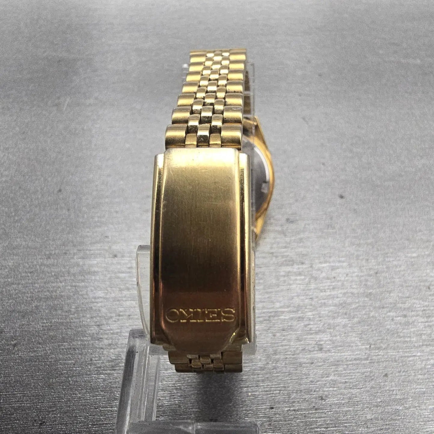 Seiko Watch Women 24mm Gold Dial Gold Tone Daydate Round 7N83-0041 New Battery7
