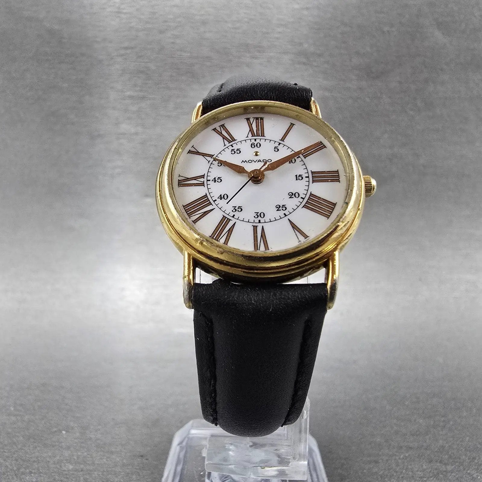 Movado Watch Women 28mm White Dial Gold Tone Round 87-47-825 Round New Battery5