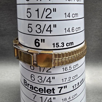 Seiko Watch Women 19mm Champagne Dial Gold Tone Round 2Y00-0189 New Battery9