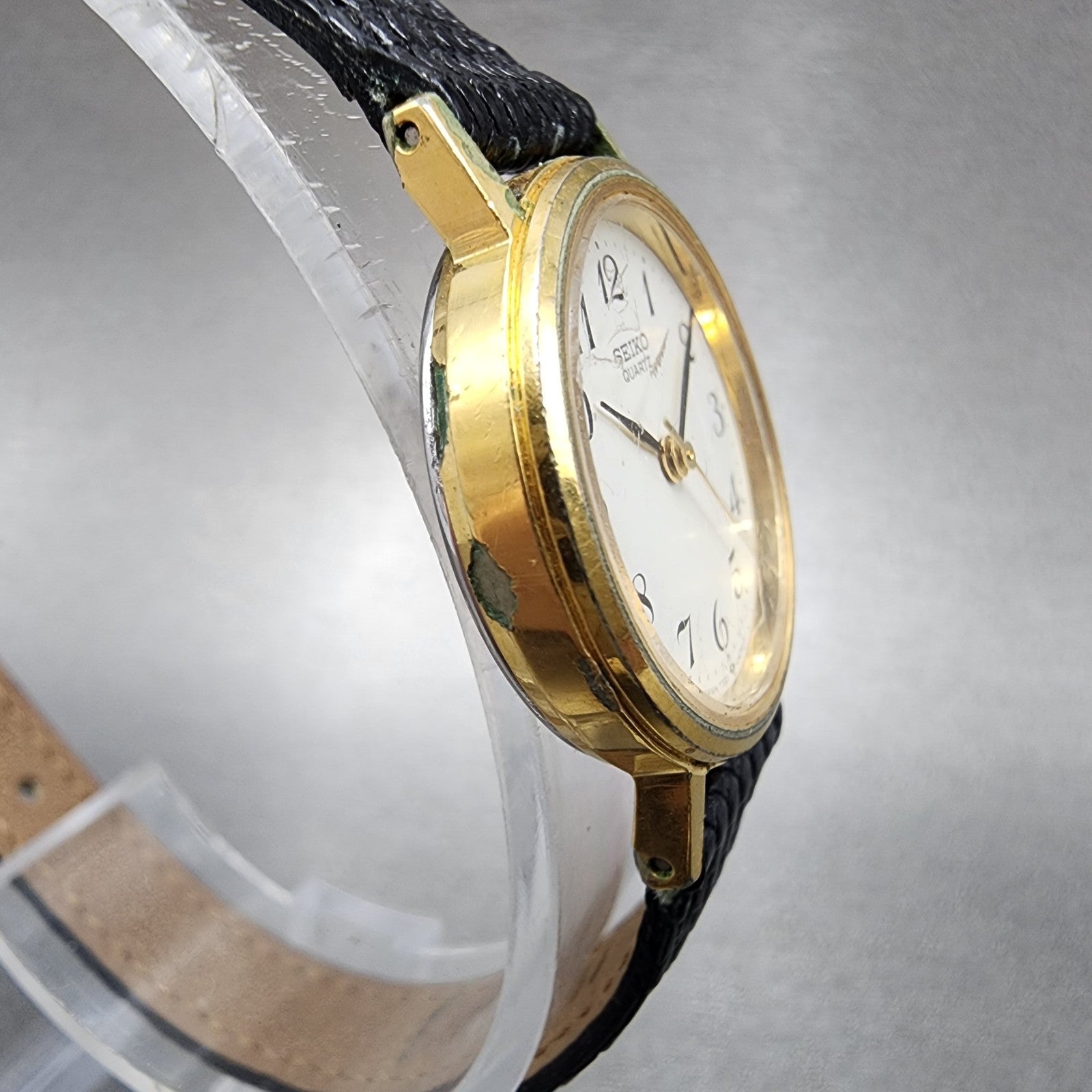 Seiko Watch Women 23mm White Dial Gold Tone 73210100 New Battery3