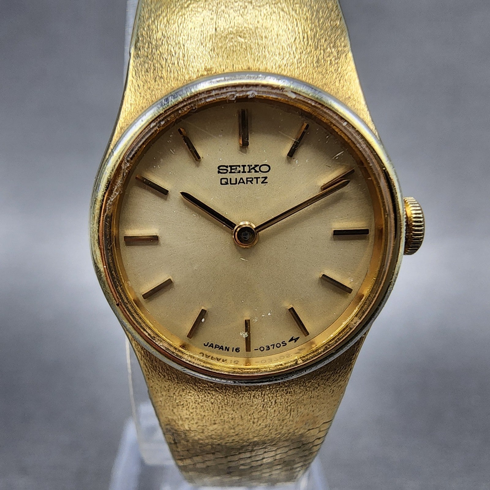 Seiko Watch Women 19mm Champagne Dial Gold Tone Round 160079 New Battery1