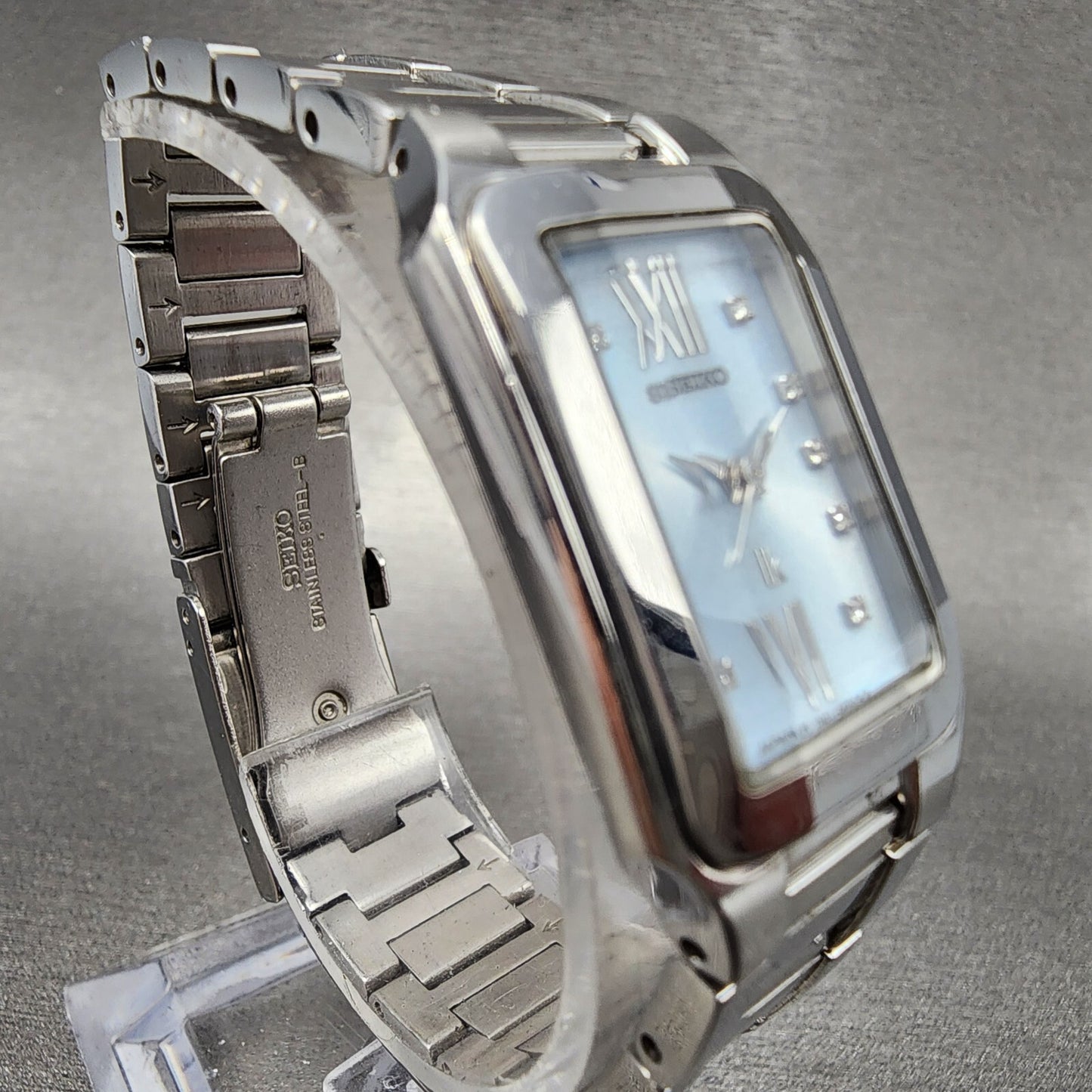 Seiko Lukia Tank Watch Women 20mm Gray Dial Stainless Steel Rectangle New Batt3
