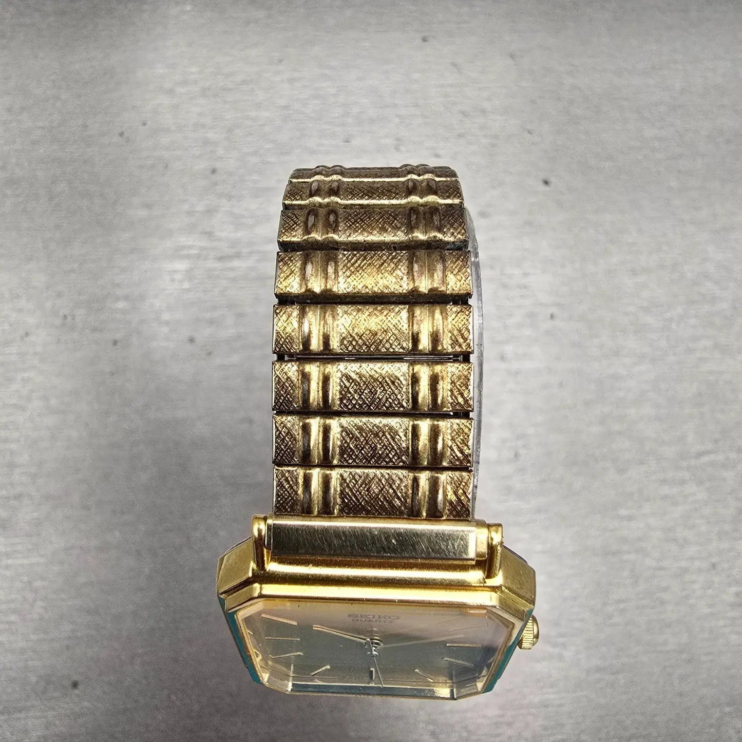 Seiko Watch Men 27mm Gold Dial Gold Tone Rectangle 6531-5100 New Battery Vintage4